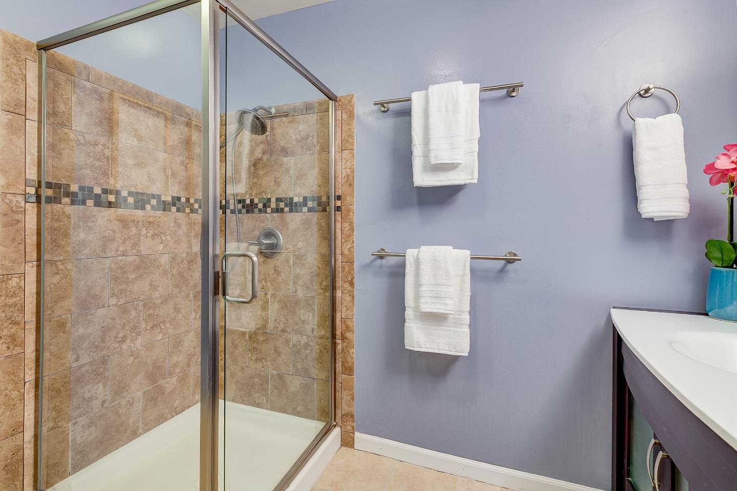 Detail Gallery Image 19 of 29 For 933 Shoreline Dr #203,  Alameda,  CA 94501 - 2 Beds | 2 Baths