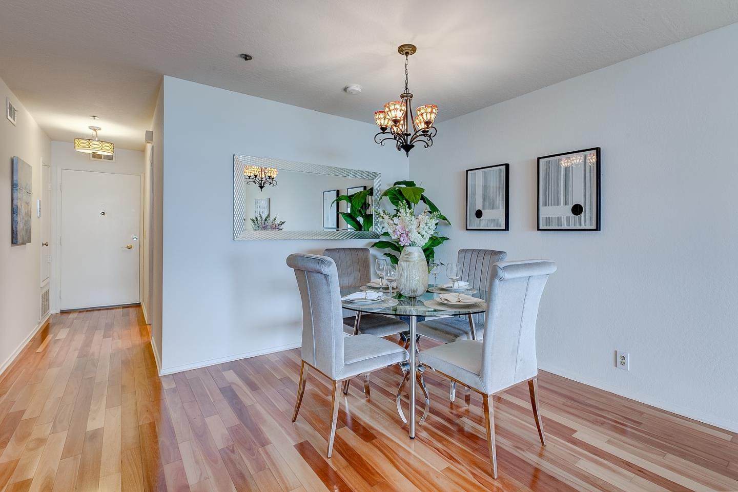 Detail Gallery Image 7 of 29 For 933 Shoreline Dr #203,  Alameda,  CA 94501 - 2 Beds | 2 Baths