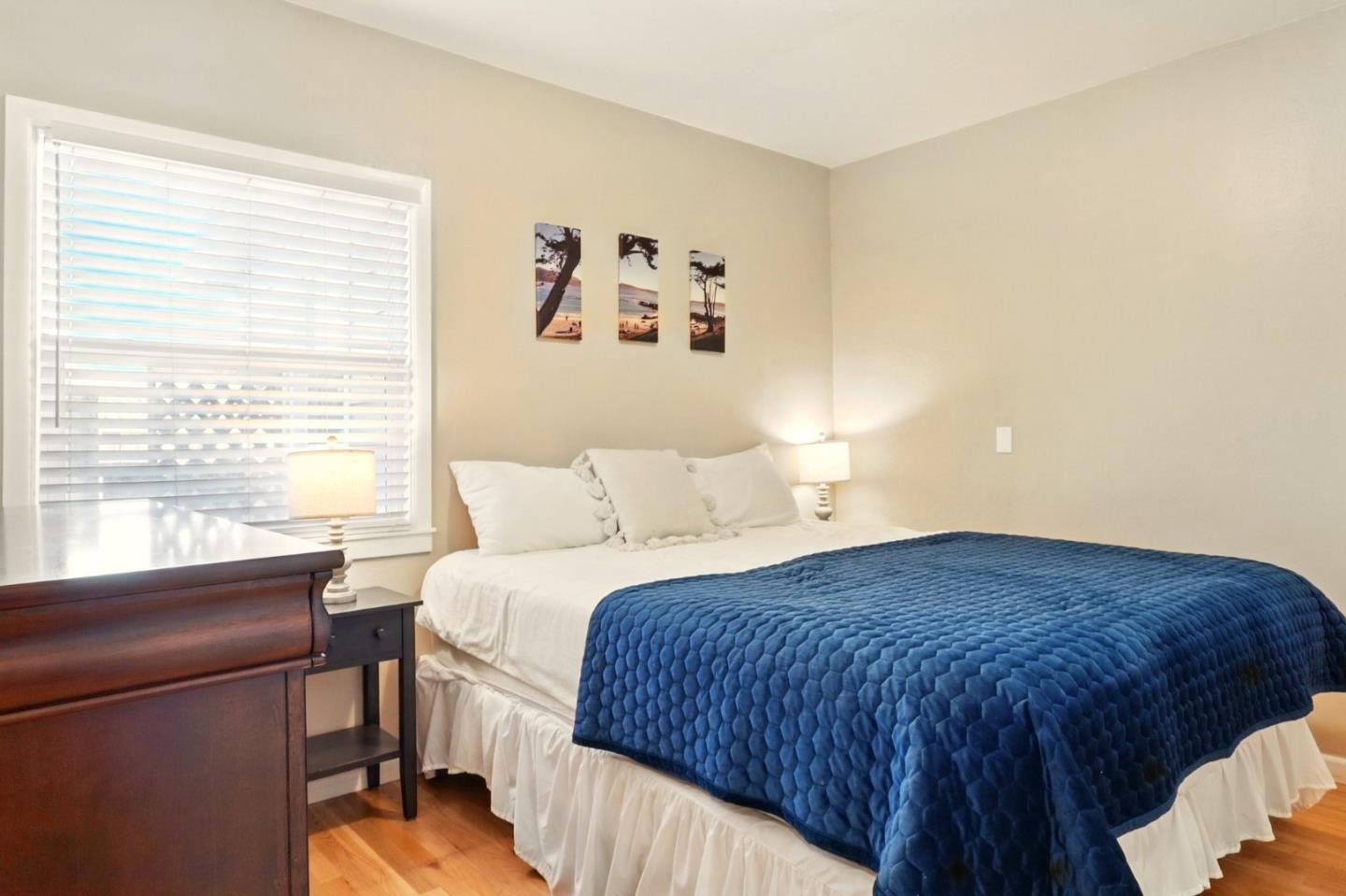 Detail Gallery Image 23 of 41 For 640 17th Ave, Santa Cruz,  CA 95062 - 4 Beds | 3 Baths