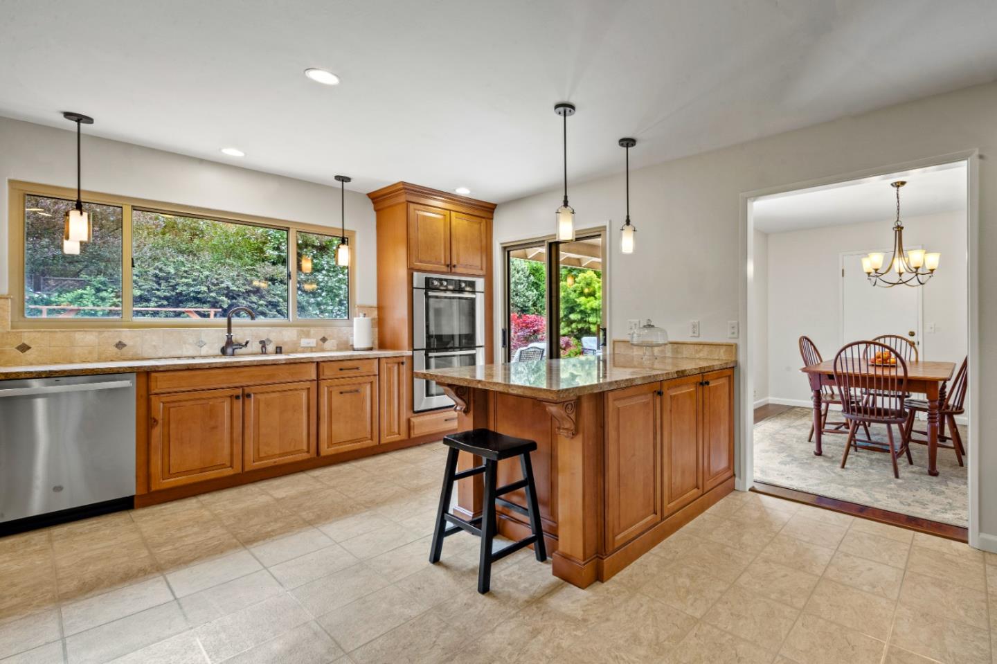 Detail Gallery Image 3 of 29 For 2811 Forest Lodge Rd, Pebble Beach,  CA 93953 - 3 Beds | 2 Baths