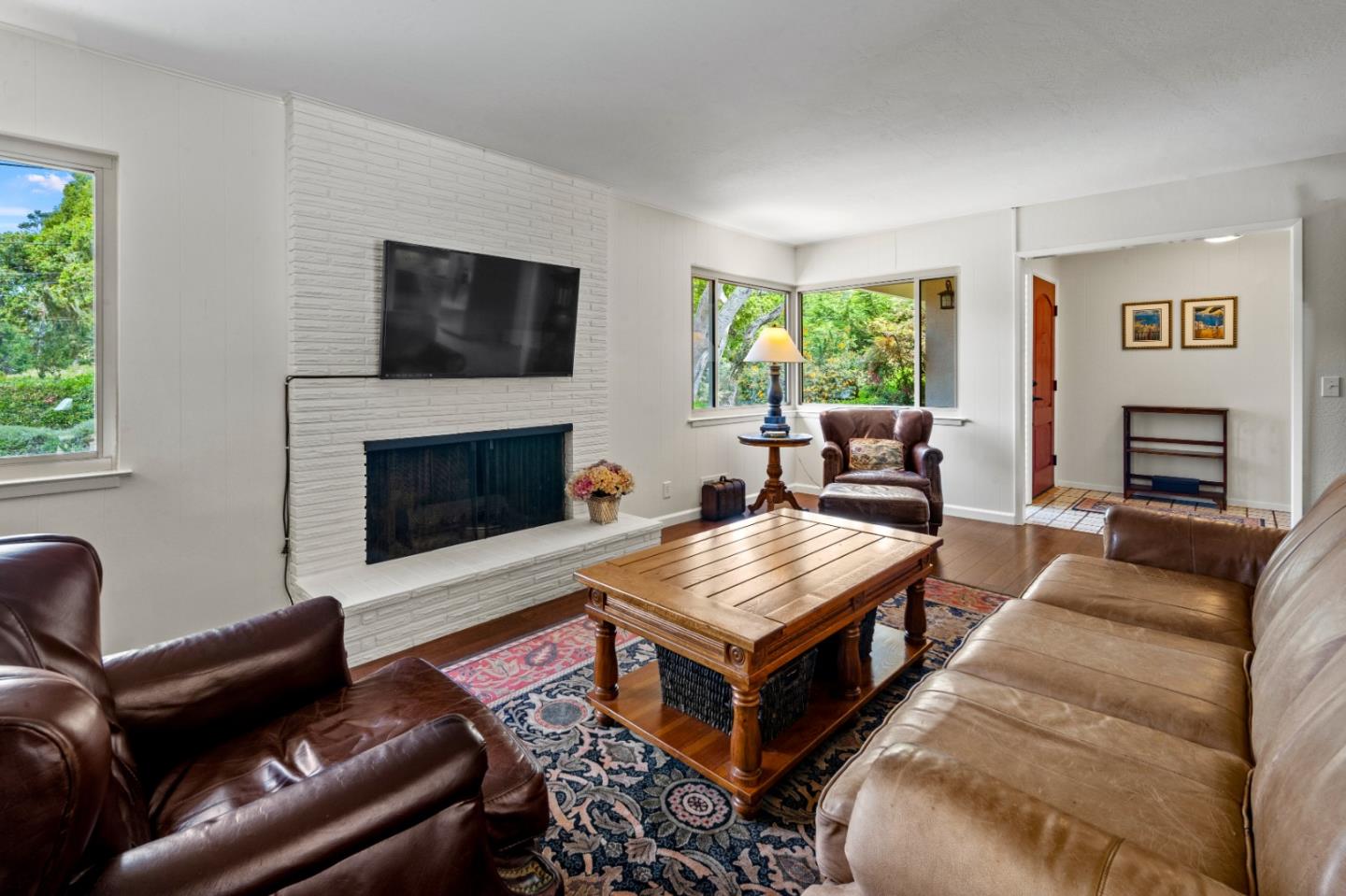 Detail Gallery Image 7 of 29 For 2811 Forest Lodge Rd, Pebble Beach,  CA 93953 - 3 Beds | 2 Baths