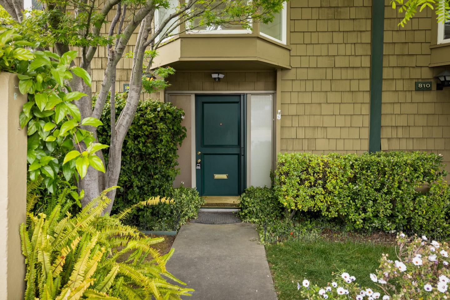 Detail Gallery Image 2 of 35 For 812 N Delaware St, San Mateo,  CA 94401 - 3 Beds | 2/1 Baths