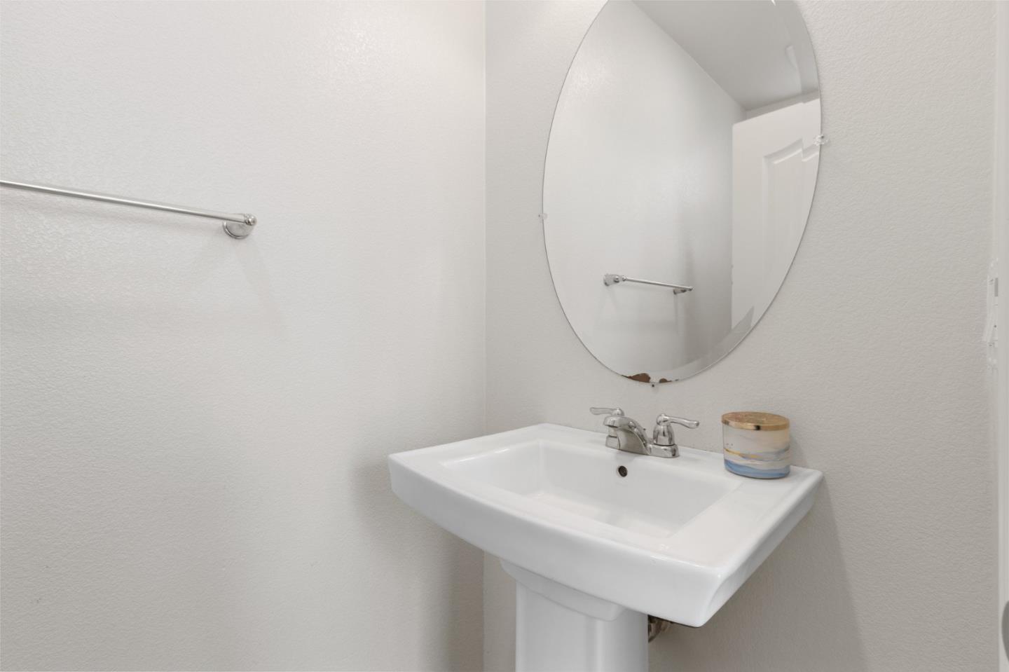 Detail Gallery Image 25 of 61 For 186 Llano De Los Robles Ave, San Jose,  CA 95136 - 4 Beds | 3/1 Baths