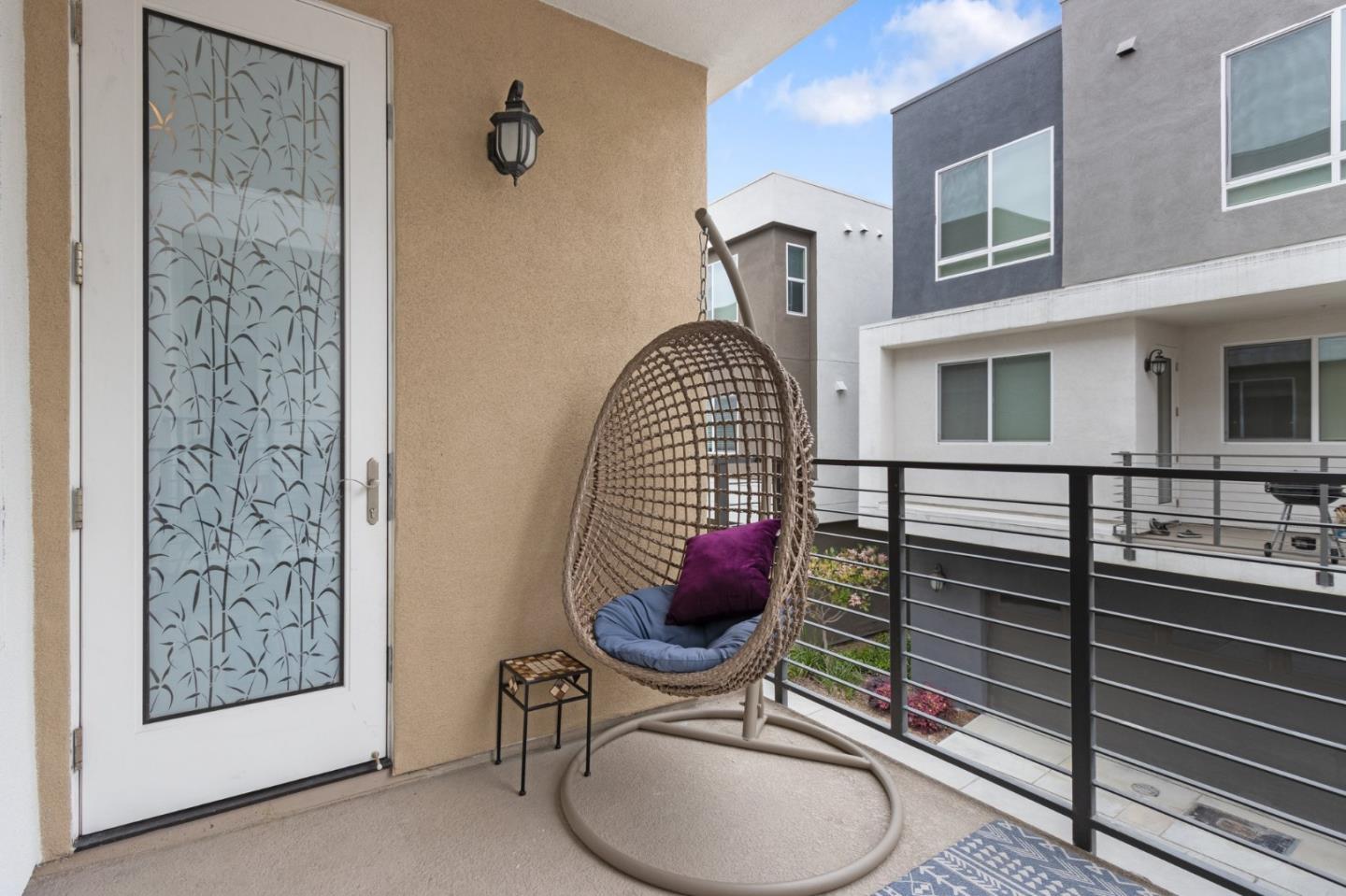 Detail Gallery Image 28 of 61 For 186 Llano De Los Robles Ave, San Jose,  CA 95136 - 4 Beds | 3/1 Baths