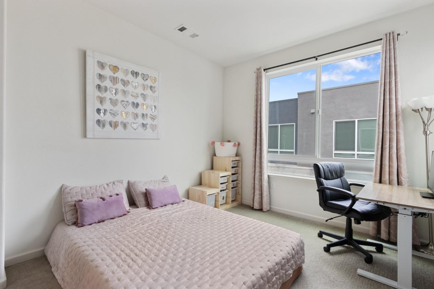 Detail Gallery Image 33 of 61 For 186 Llano De Los Robles Ave, San Jose,  CA 95136 - 4 Beds | 3/1 Baths