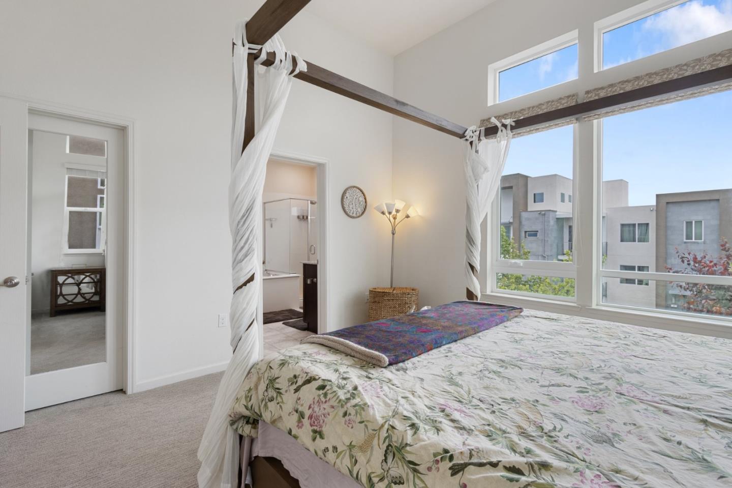Detail Gallery Image 39 of 61 For 186 Llano De Los Robles Ave, San Jose,  CA 95136 - 4 Beds | 3/1 Baths