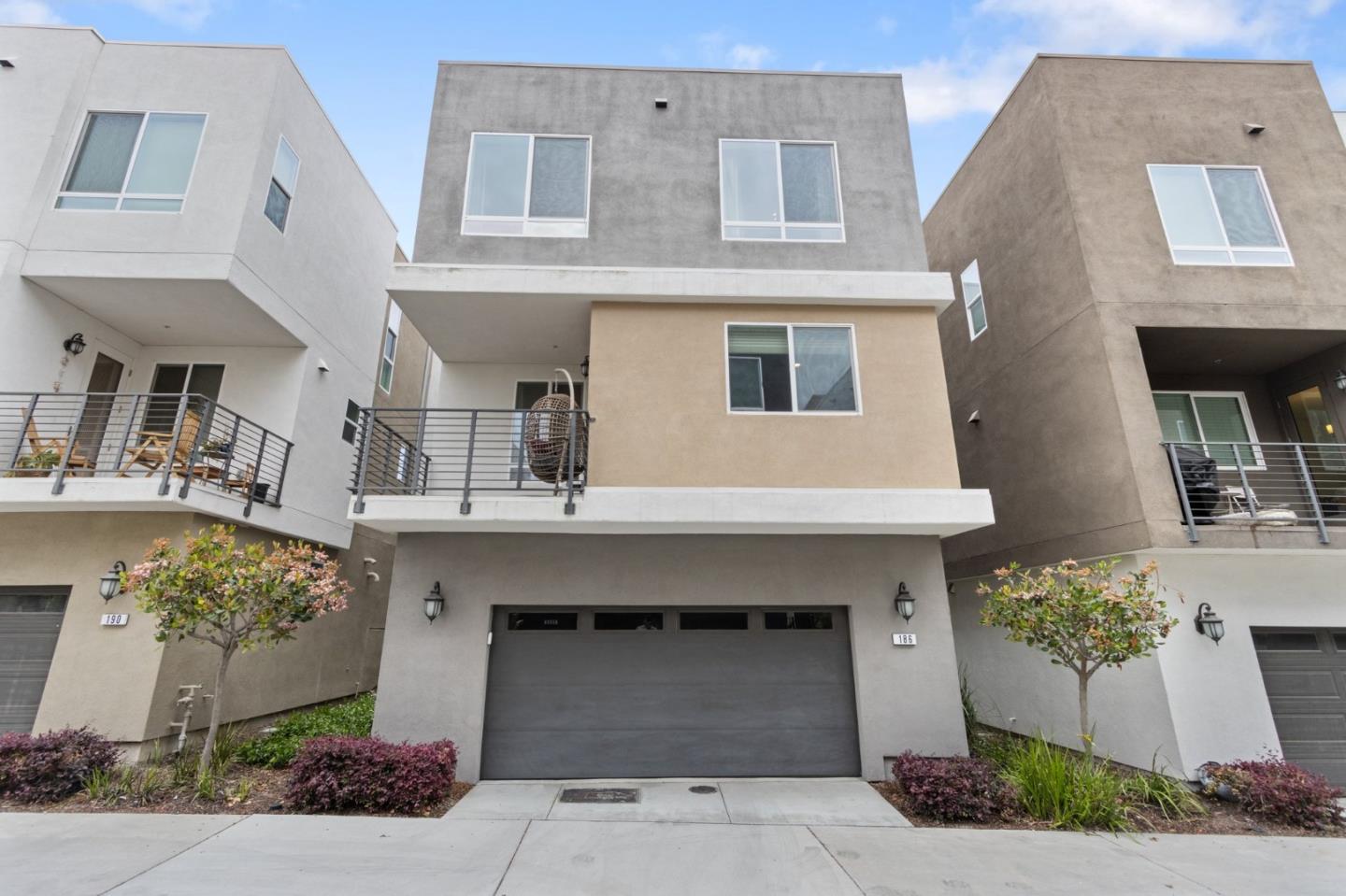 Detail Gallery Image 4 of 61 For 186 Llano De Los Robles Ave, San Jose,  CA 95136 - 4 Beds | 3/1 Baths