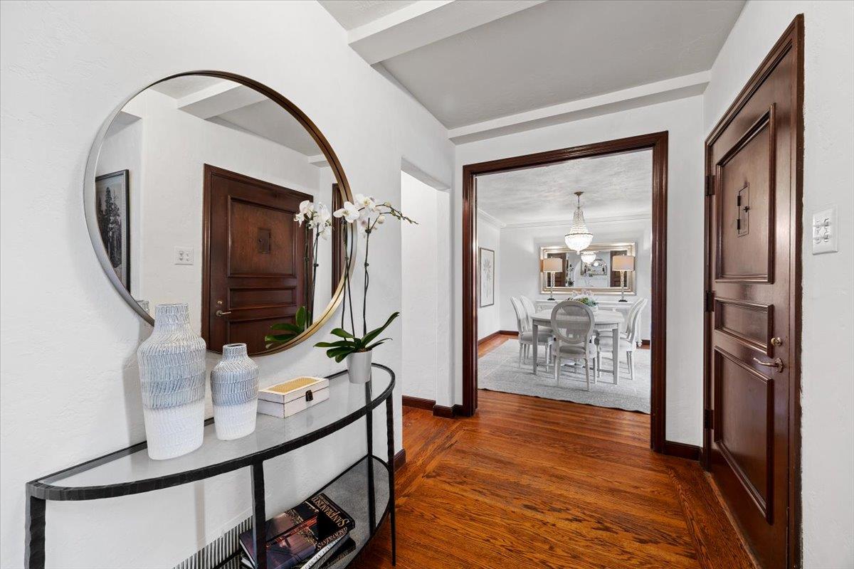 Detail Gallery Image 10 of 49 For 485 Dorchester Rd, San Mateo,  CA 94402 - 5 Beds | 3/1 Baths