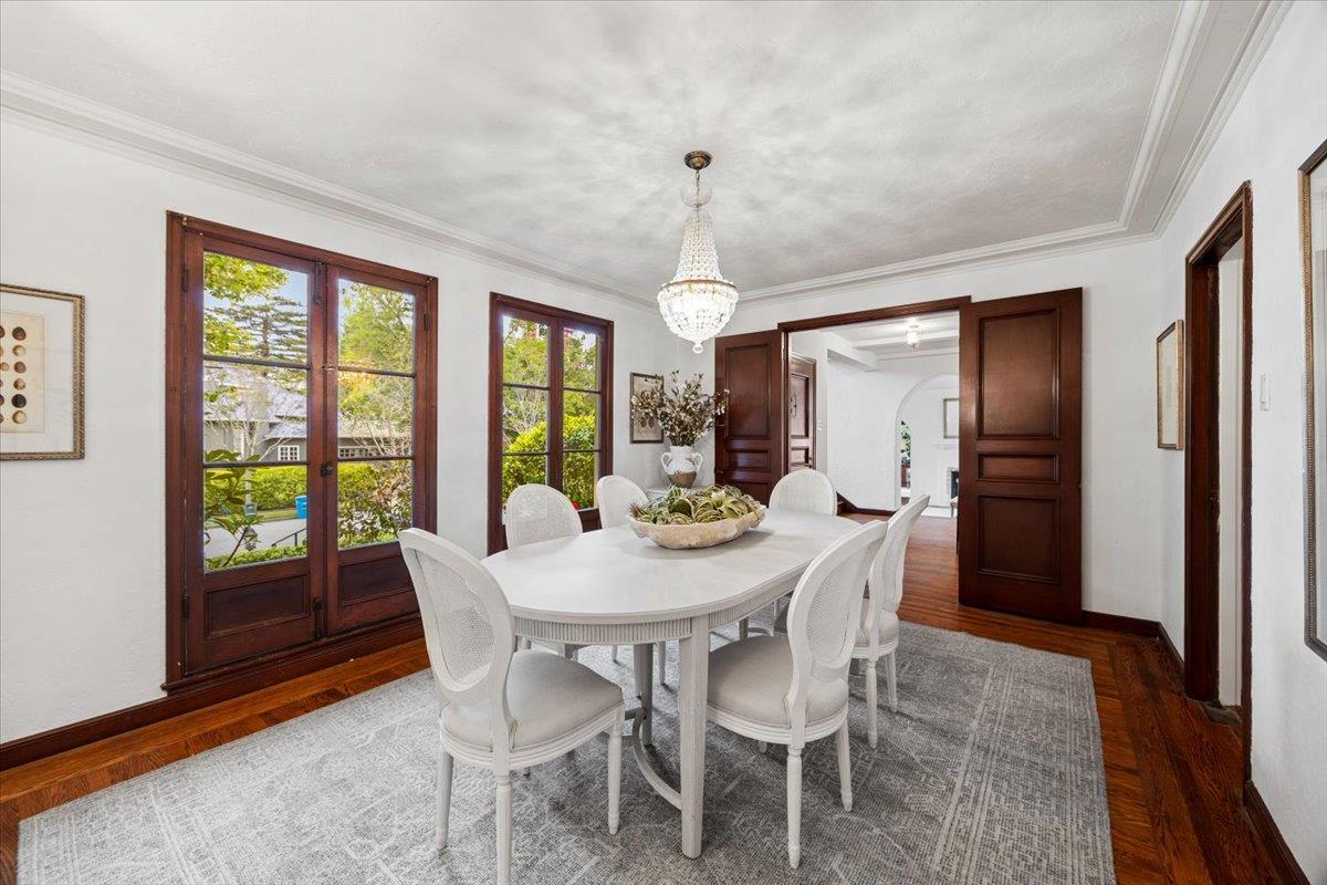 Detail Gallery Image 13 of 49 For 485 Dorchester Rd, San Mateo,  CA 94402 - 5 Beds | 3/1 Baths