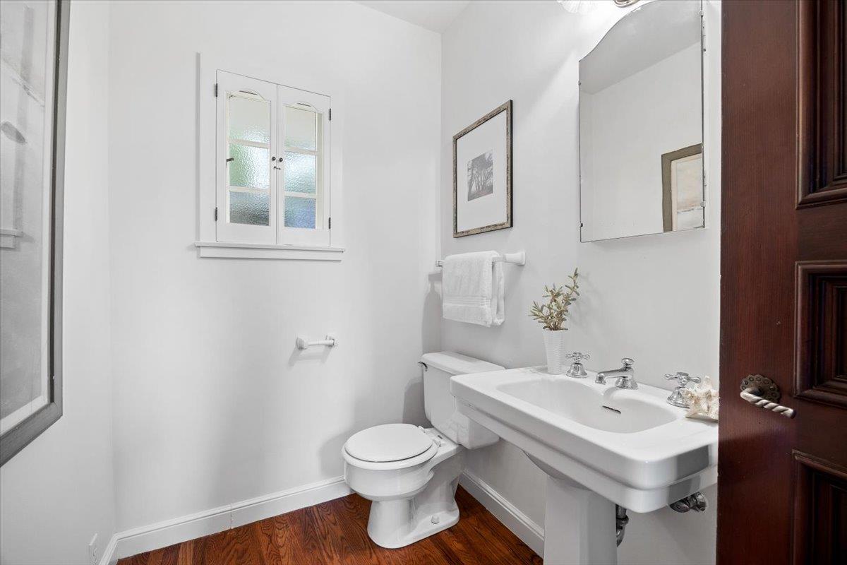 Detail Gallery Image 14 of 49 For 485 Dorchester Rd, San Mateo,  CA 94402 - 5 Beds | 3/1 Baths