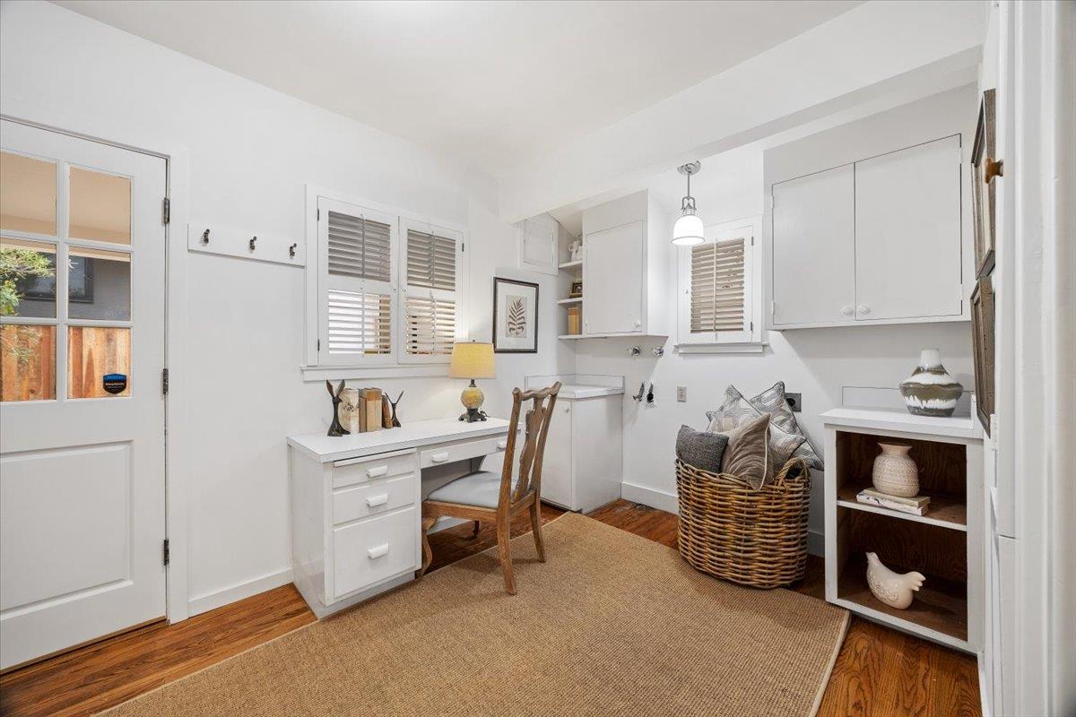 Detail Gallery Image 21 of 49 For 485 Dorchester Rd, San Mateo,  CA 94402 - 5 Beds | 3/1 Baths