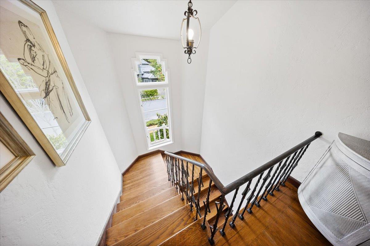 Detail Gallery Image 25 of 49 For 485 Dorchester Rd, San Mateo,  CA 94402 - 5 Beds | 3/1 Baths