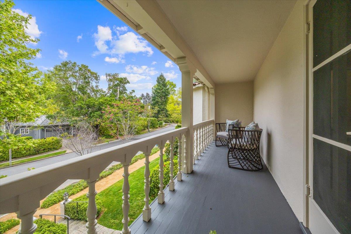 Detail Gallery Image 33 of 49 For 485 Dorchester Rd, San Mateo,  CA 94402 - 5 Beds | 3/1 Baths