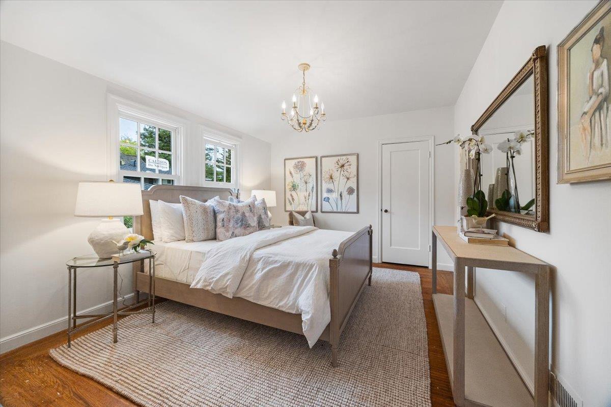 Detail Gallery Image 34 of 49 For 485 Dorchester Rd, San Mateo,  CA 94402 - 5 Beds | 3/1 Baths