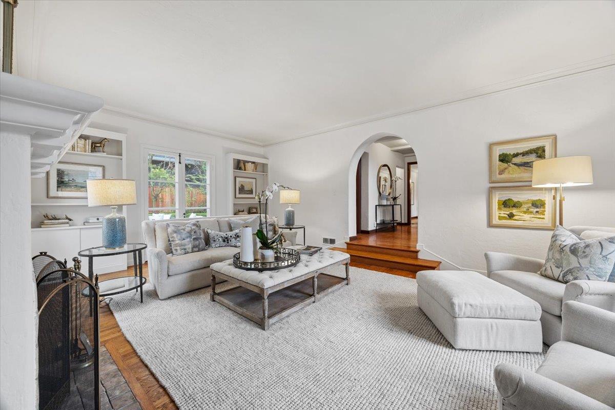 Detail Gallery Image 6 of 49 For 485 Dorchester Rd, San Mateo,  CA 94402 - 5 Beds | 3/1 Baths