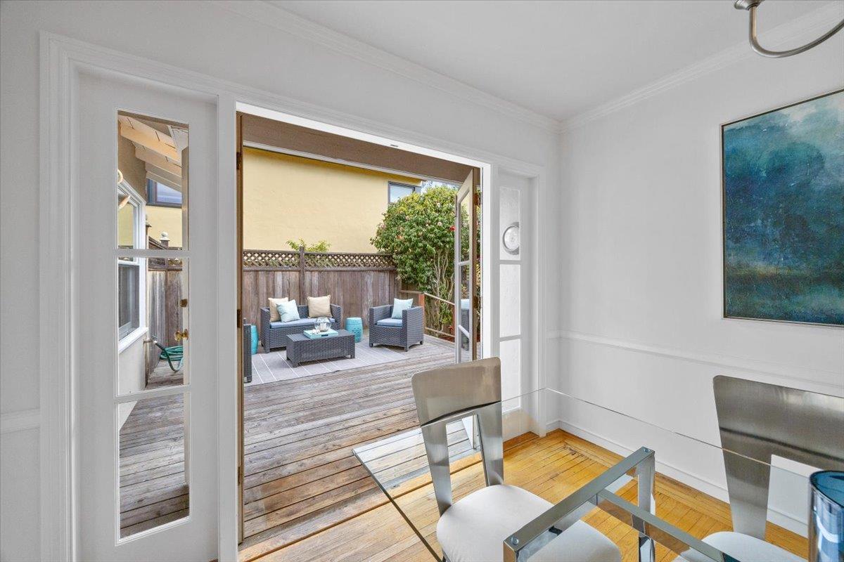 Detail Gallery Image 8 of 26 For 447 Cumberland Dr, Burlingame,  CA 94010 - 3 Beds | 2 Baths