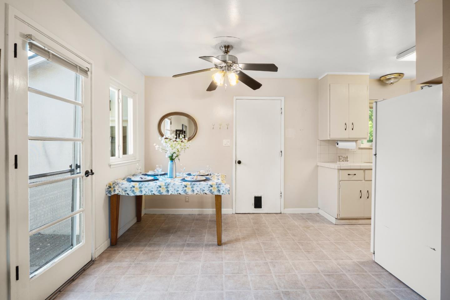Detail Gallery Image 6 of 15 For 3766 Willowpark Dr, San Jose,  CA 95118 - 3 Beds | 1 Baths