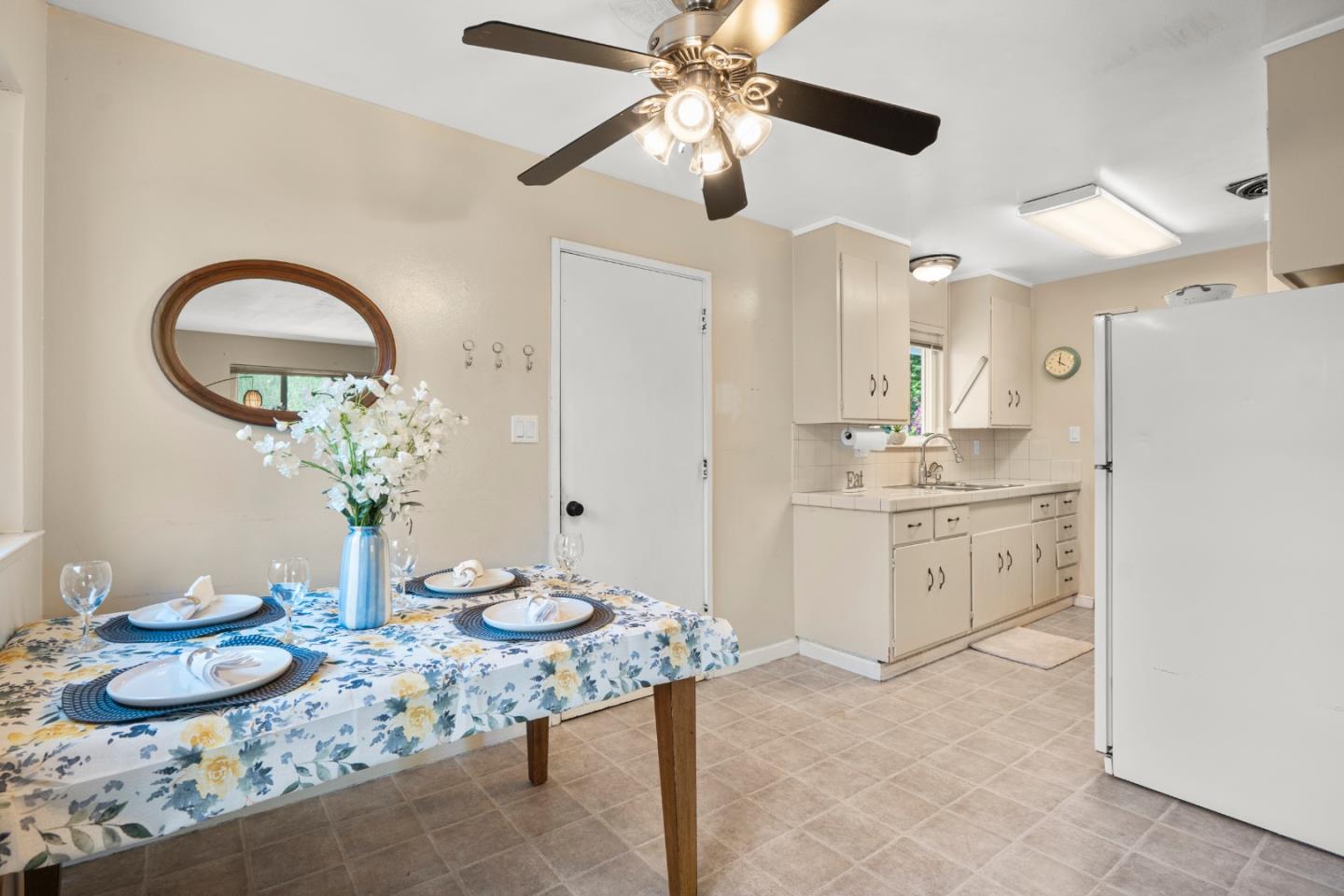 Detail Gallery Image 7 of 15 For 3766 Willowpark Dr, San Jose,  CA 95118 - 3 Beds | 1 Baths