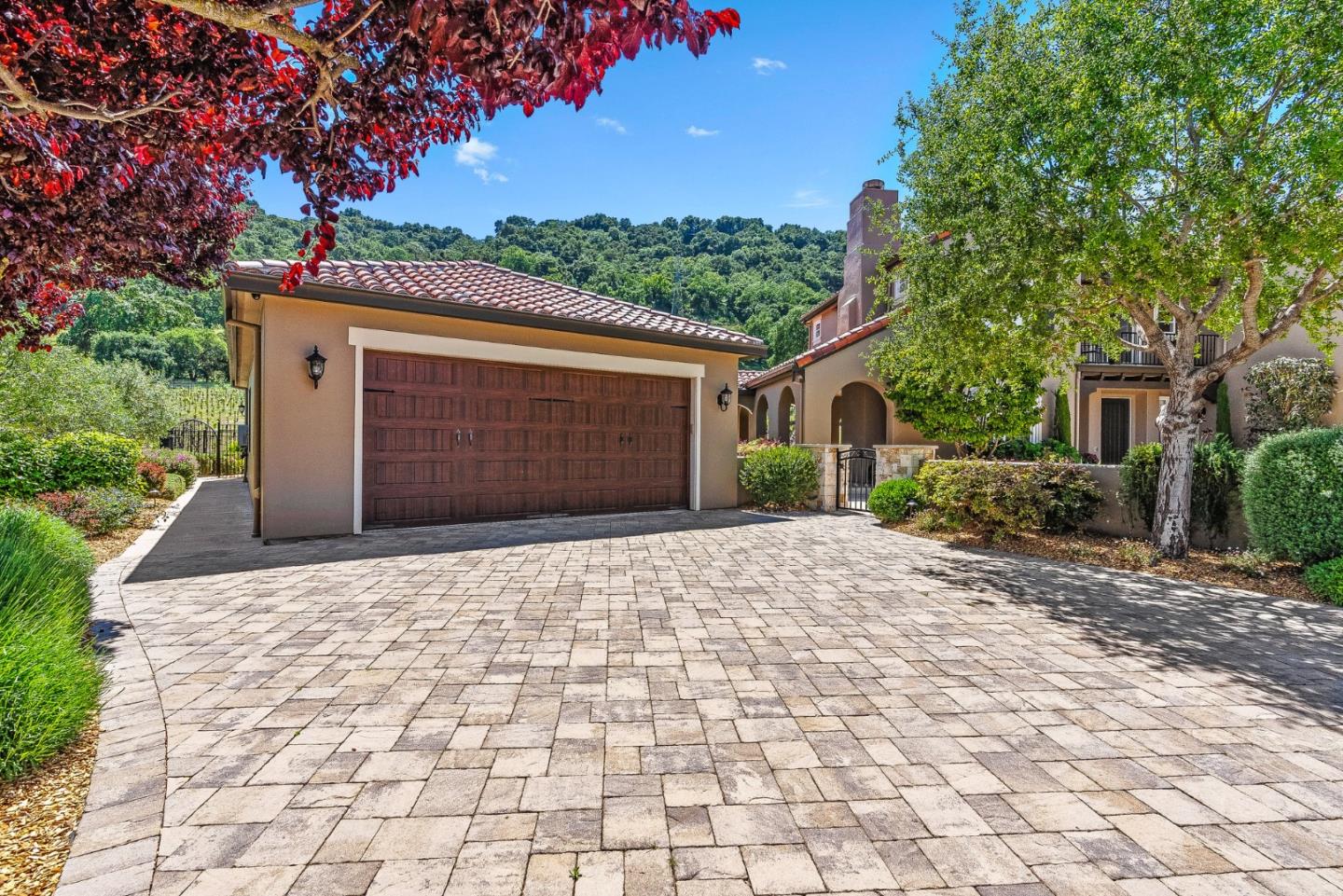 Detail Gallery Image 61 of 79 For 1405 Lakeview Ct, San Martin,  CA 95046 - 5 Beds | 6/1 Baths
