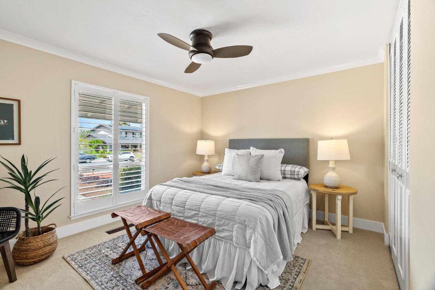 Detail Gallery Image 15 of 26 For 6694 Mount Forest Dr, San Jose,  CA 95120 - 4 Beds | 2 Baths