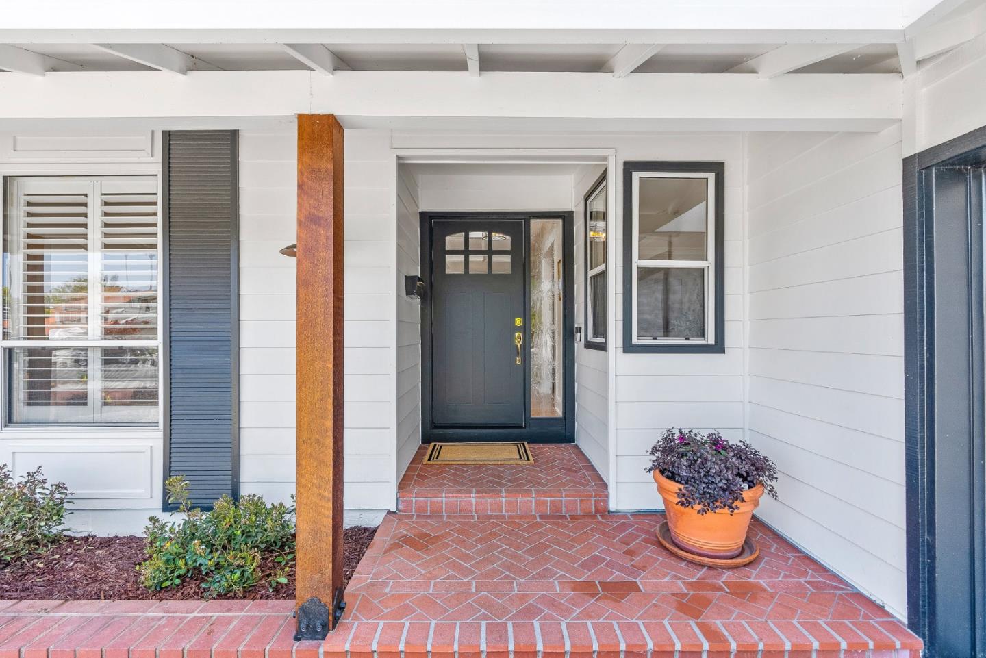 Detail Gallery Image 2 of 26 For 6694 Mount Forest Dr, San Jose,  CA 95120 - 4 Beds | 2 Baths