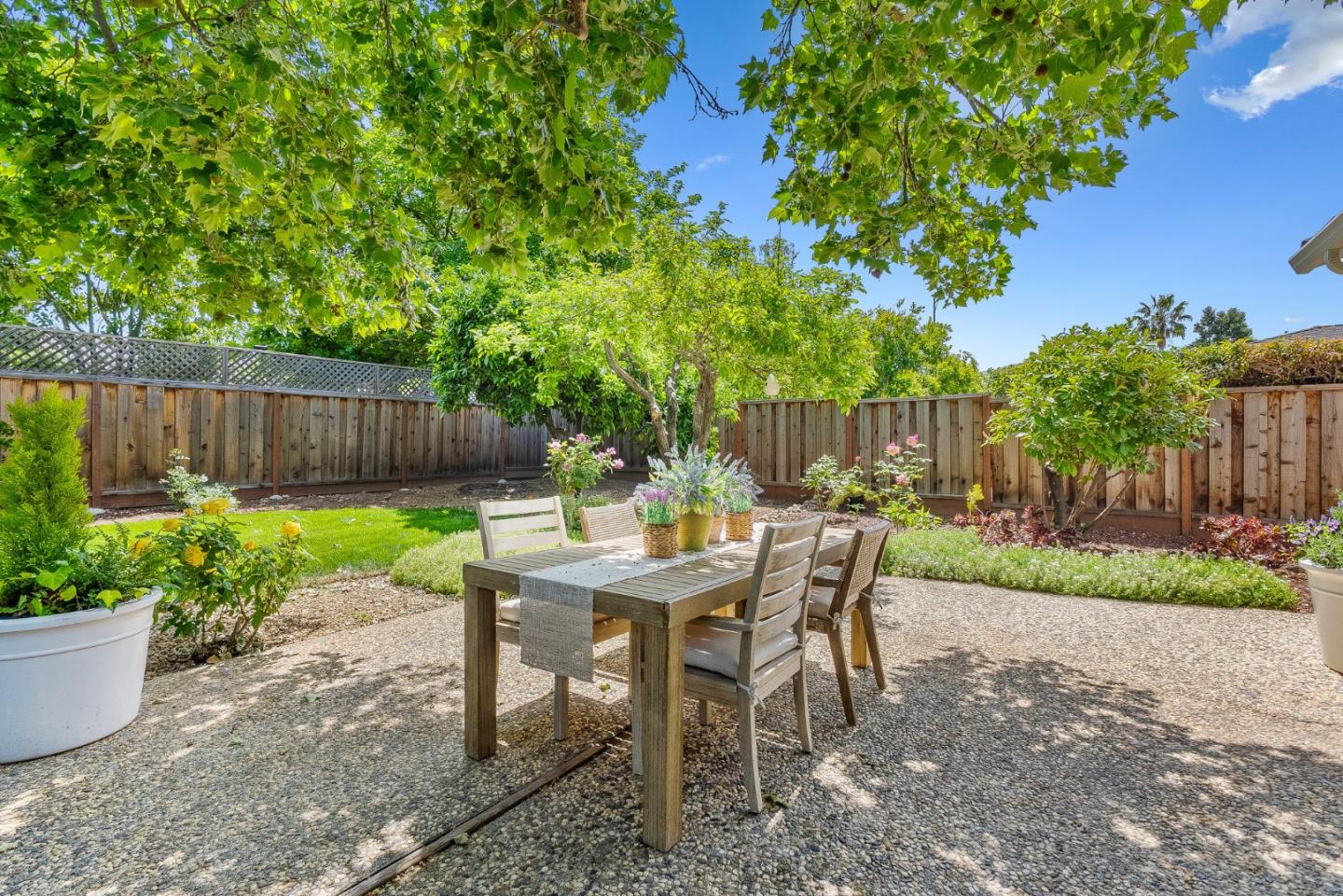 Detail Gallery Image 24 of 26 For 6694 Mount Forest Dr, San Jose,  CA 95120 - 4 Beds | 2 Baths