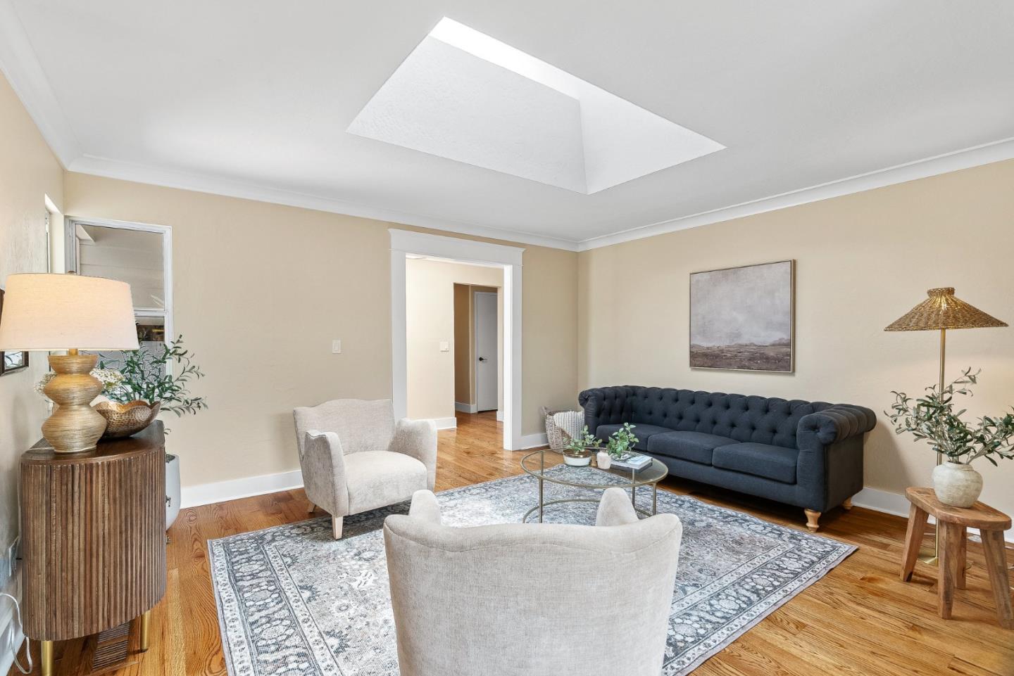 Detail Gallery Image 4 of 26 For 6694 Mount Forest Dr, San Jose,  CA 95120 - 4 Beds | 2 Baths