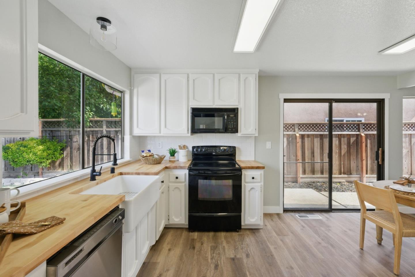 Detail Gallery Image 21 of 42 For 16720 Wild Oak Way, Morgan Hill,  CA 95037 - 4 Beds | 2 Baths