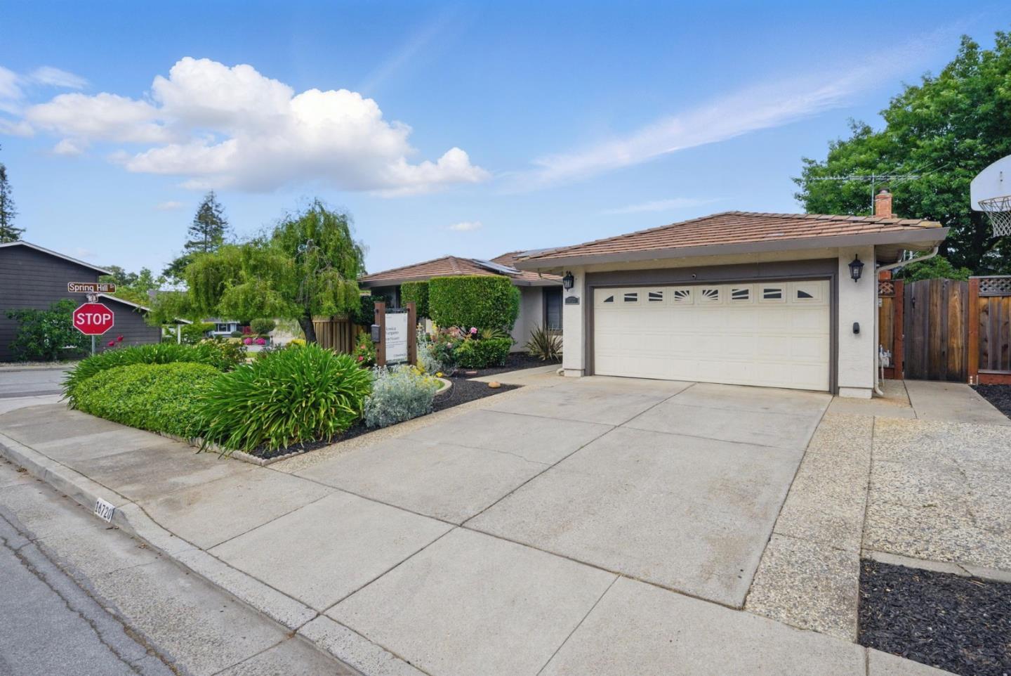 Detail Gallery Image 3 of 42 For 16720 Wild Oak Way, Morgan Hill,  CA 95037 - 4 Beds | 2 Baths