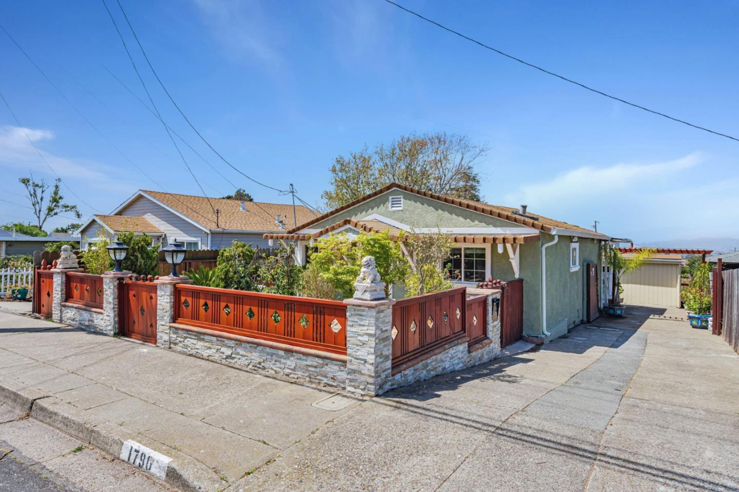 Detail Gallery Image 2 of 47 For 1790 Tulare Ave, Richmond,  CA 94805 - 2 Beds | 1/1 Baths