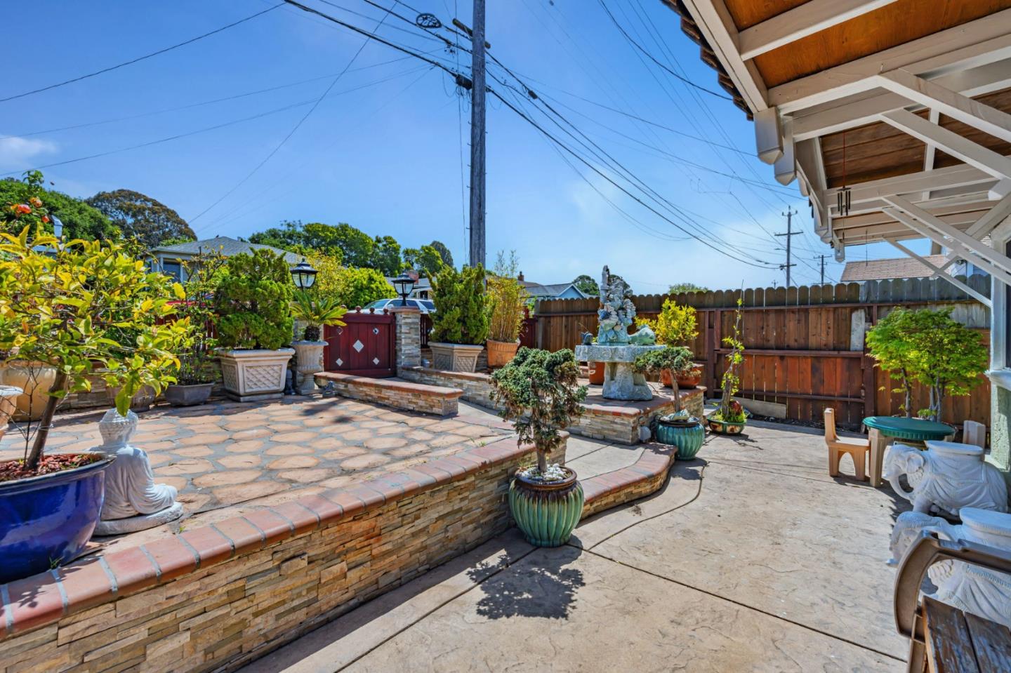 Detail Gallery Image 4 of 47 For 1790 Tulare Ave, Richmond,  CA 94805 - 2 Beds | 1/1 Baths