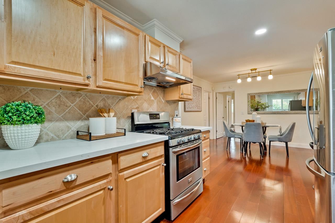 Detail Gallery Image 8 of 30 For 1855 Nelson Way, San Jose,  CA 95124 - 4 Beds | 2 Baths