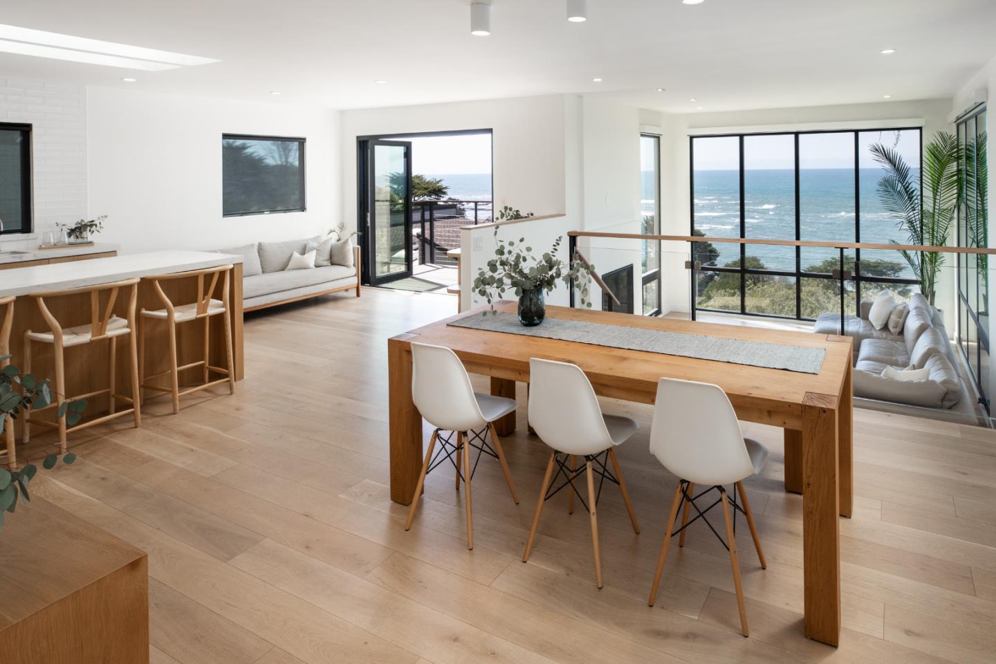 Detail Gallery Image 7 of 46 For 530 Stetson St, Moss Beach,  CA 94038 - 3 Beds | 3 Baths