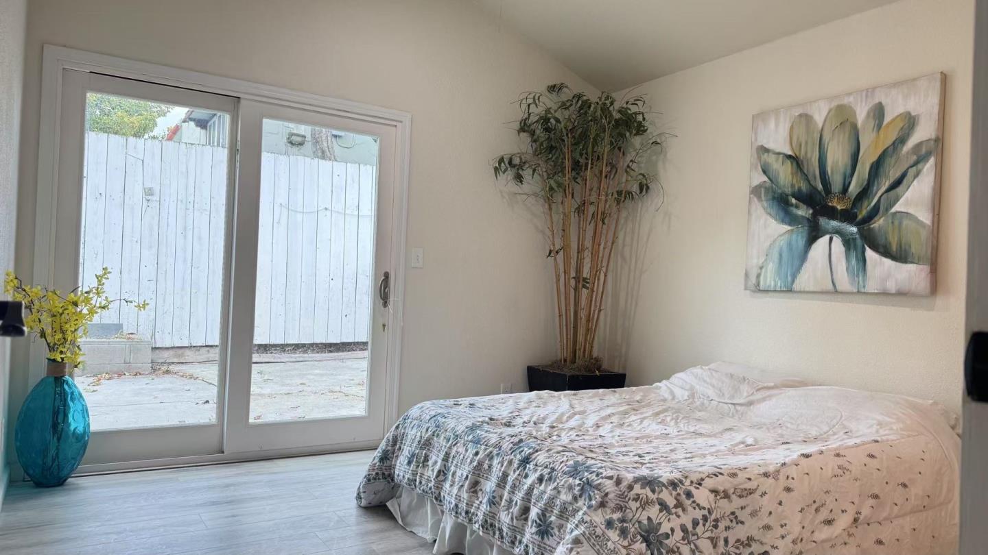 Detail Gallery Image 7 of 19 For 186 Checkers Dr, San Jose,  CA 95116 - 4 Beds | 2 Baths