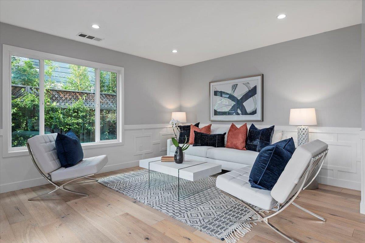 Detail Gallery Image 5 of 26 For 766 Vaquero Dr, Mountain View,  CA 94043 - 3 Beds | 2 Baths