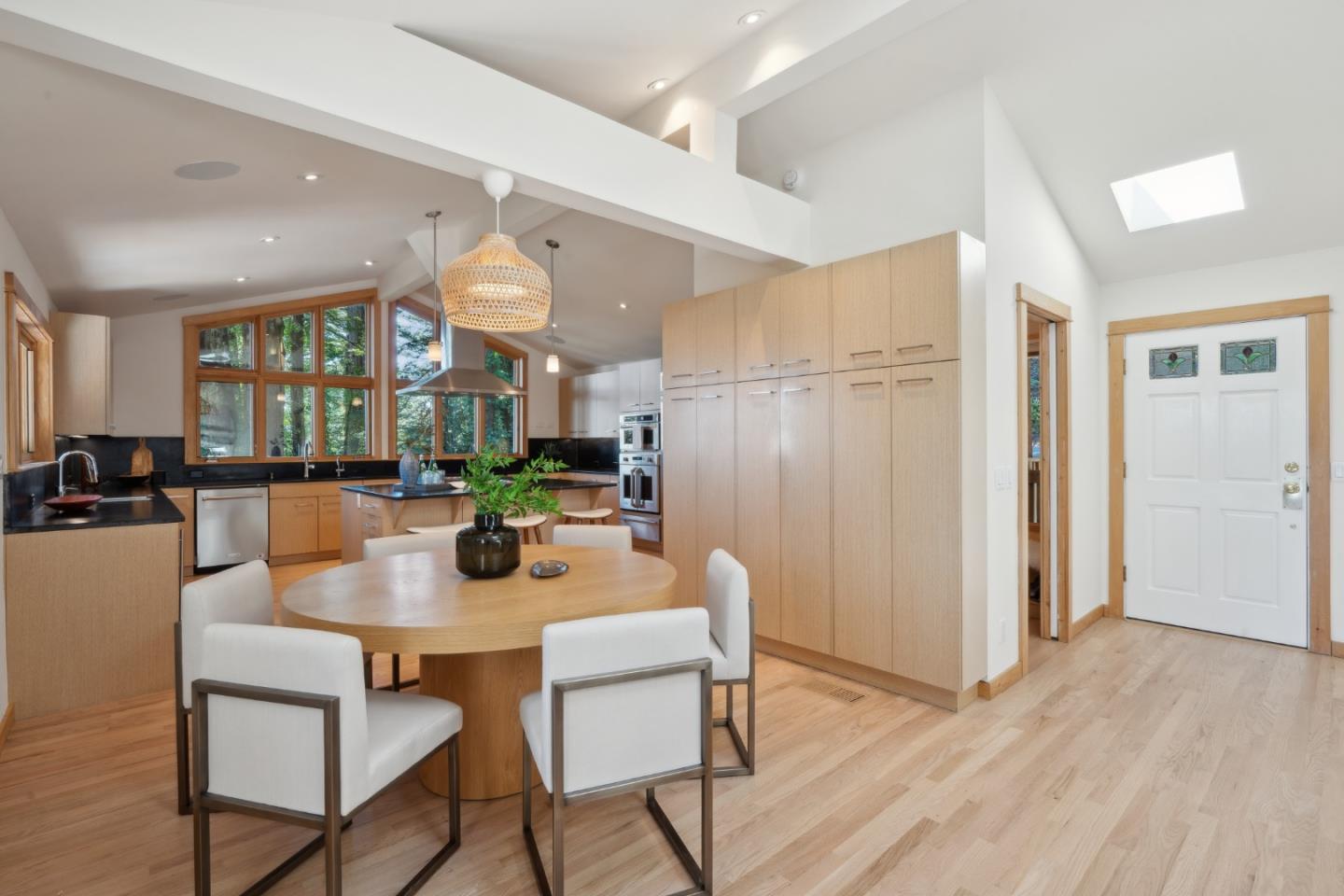 Detail Gallery Image 18 of 51 For 103 Harkins Rd, Woodside,  CA 94062 - 5 Beds | 3/1 Baths
