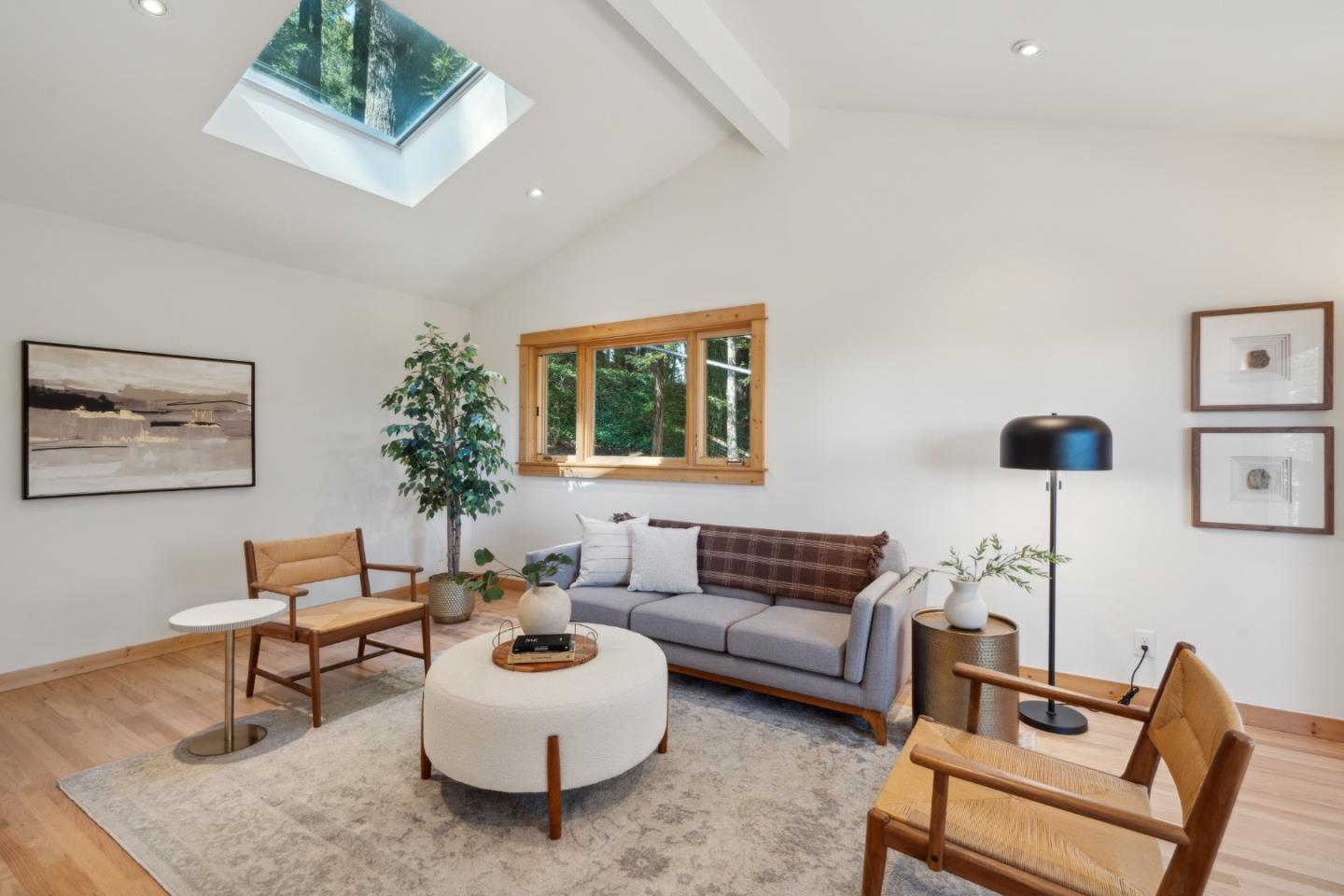 Detail Gallery Image 20 of 51 For 103 Harkins Rd, Woodside,  CA 94062 - 5 Beds | 3/1 Baths