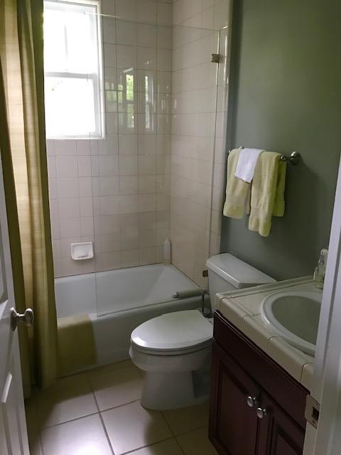 Detail Gallery Image 4 of 6 For 842 Waverley(Studio) St, Palo Alto,  CA 94301 - 0 Beds | 1 Baths