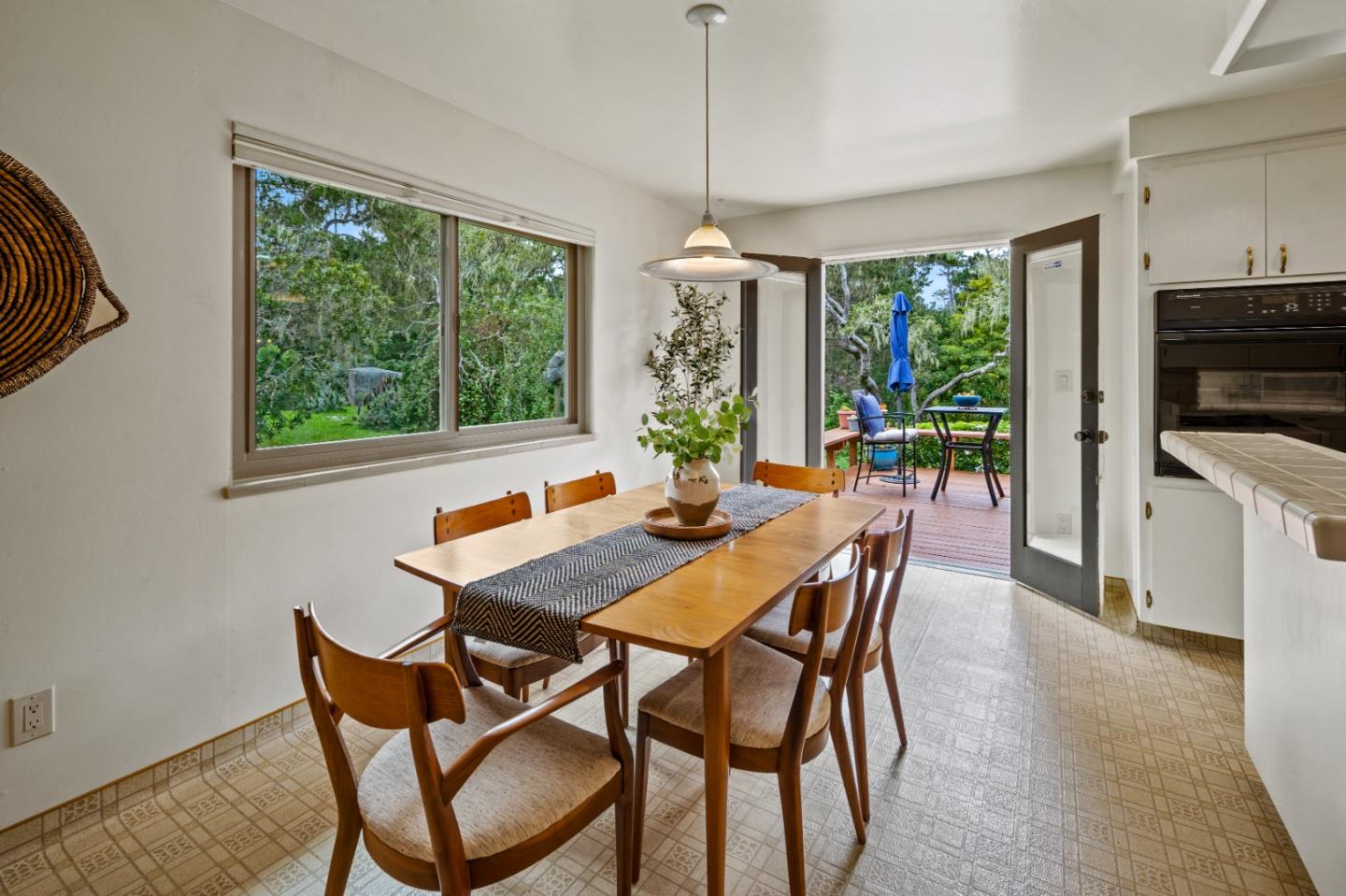 Detail Gallery Image 12 of 22 For 1088 Indian Village Rd, Pebble Beach,  CA 93953 - 4 Beds | 3 Baths