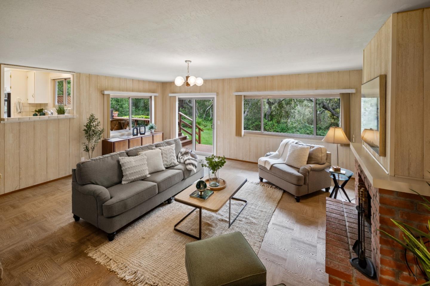 Detail Gallery Image 7 of 22 For 1088 Indian Village Rd, Pebble Beach,  CA 93953 - 4 Beds | 3 Baths