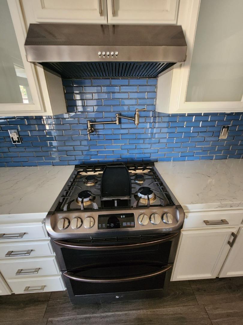 Detail Gallery Image 2 of 17 For Hawkins Ln, Tracy,  CA 95377 - 4 Beds | 2/1 Baths