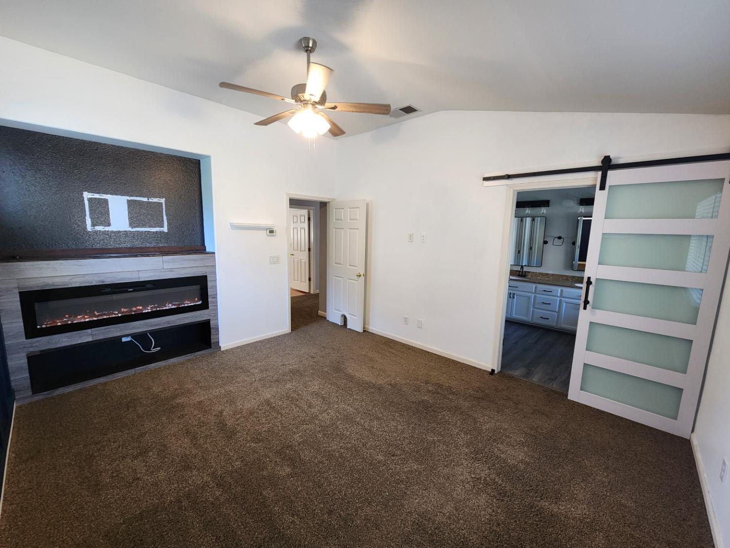 Detail Gallery Image 9 of 17 For Hawkins Ln, Tracy,  CA 95377 - 4 Beds | 2/1 Baths