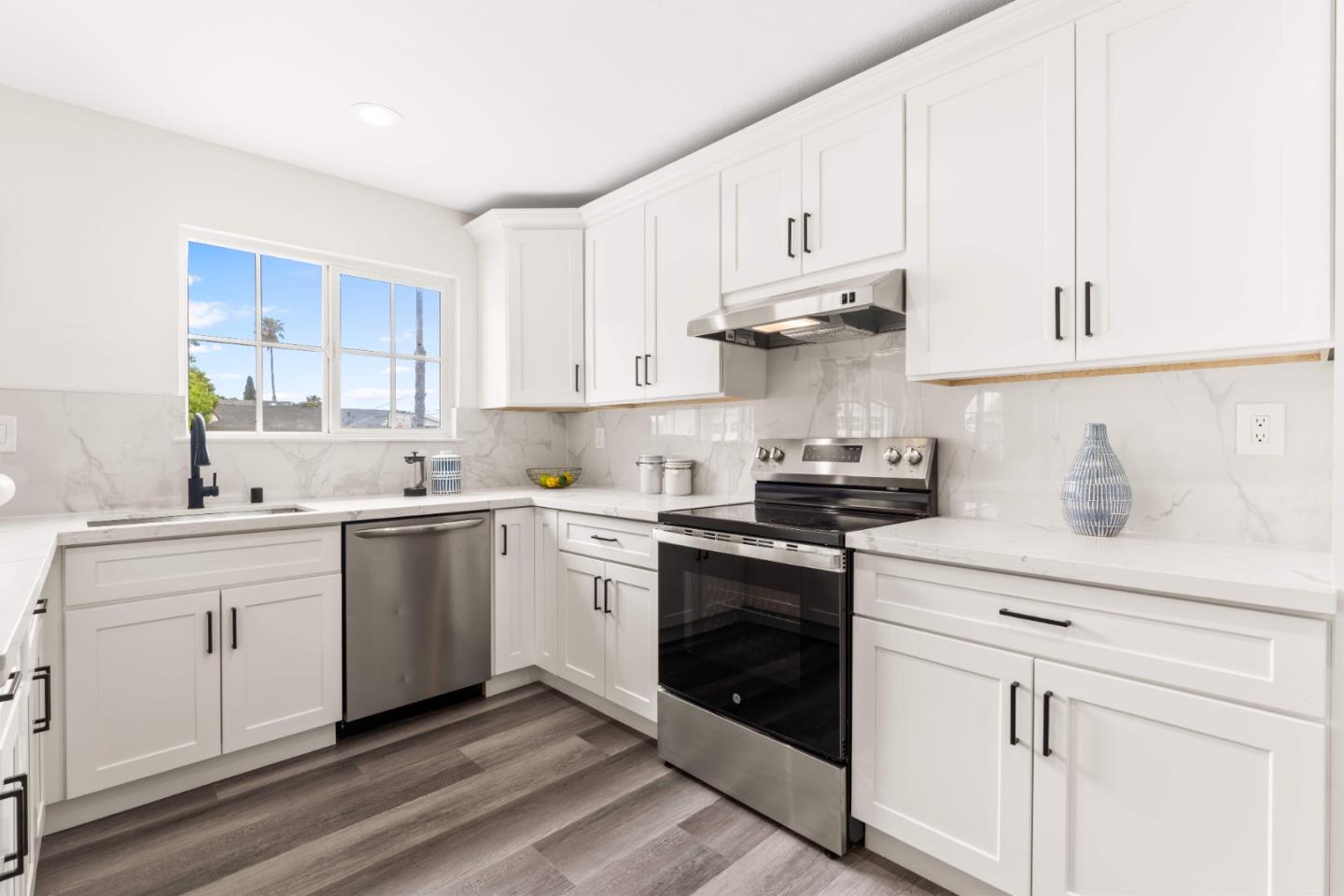 Detail Gallery Image 12 of 35 For 2160 Mendota Way, San Jose,  CA 95122 - 3 Beds | 2 Baths