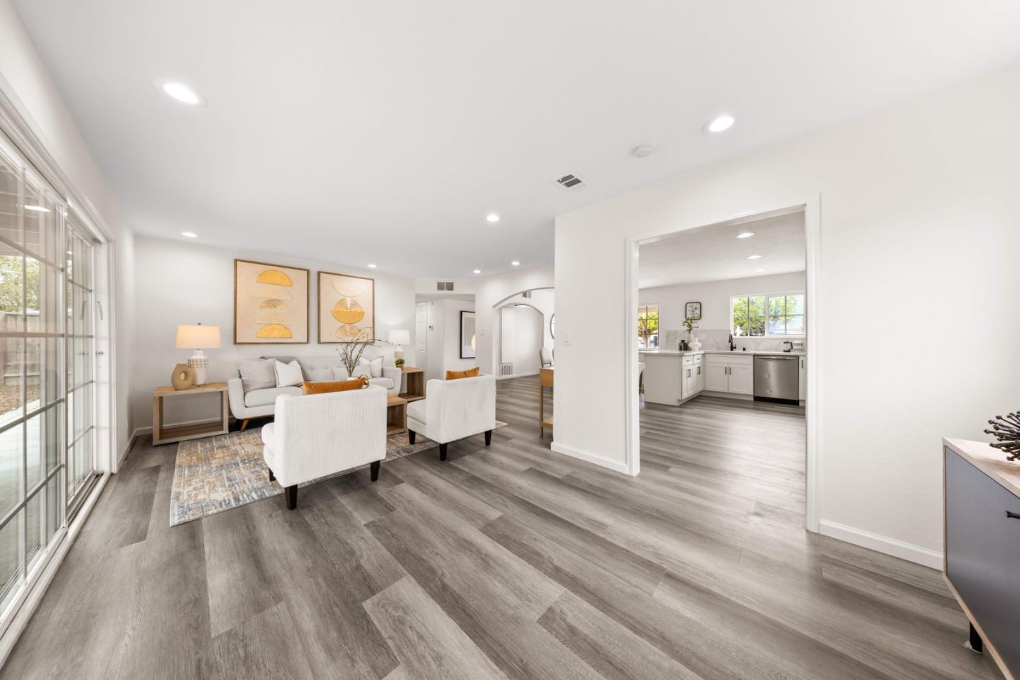 Detail Gallery Image 9 of 35 For 2160 Mendota Way, San Jose,  CA 95122 - 3 Beds | 2 Baths