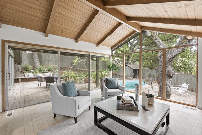 Detail Gallery Image 21 of 43 For 300 Chesham Ave, San Carlos,  CA 94070 - 4 Beds | 2 Baths