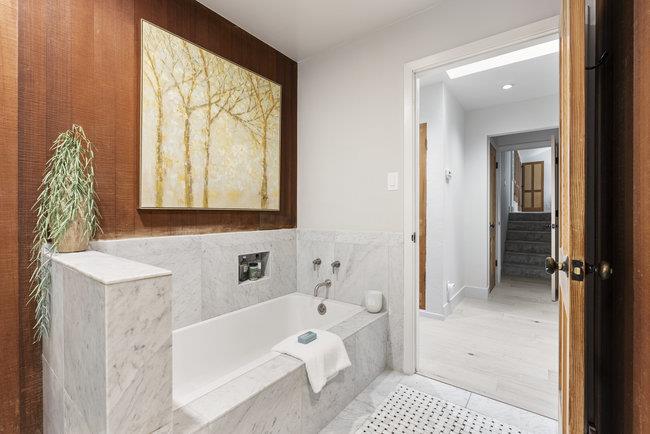 Detail Gallery Image 25 of 43 For 300 Chesham Ave, San Carlos,  CA 94070 - 4 Beds | 2 Baths