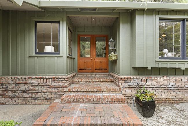 Detail Gallery Image 8 of 43 For 300 Chesham Ave, San Carlos,  CA 94070 - 4 Beds | 2 Baths