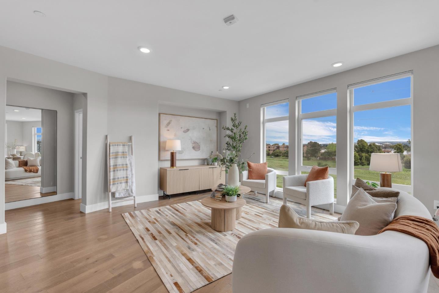 Detail Gallery Image 4 of 68 For 400 Mariners Island Blvd #214,  San Mateo,  CA 94404 - 2 Beds | 2 Baths