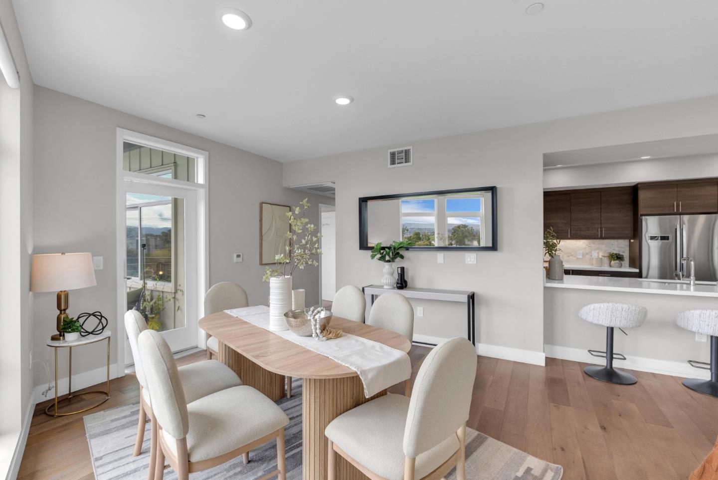 Detail Gallery Image 7 of 68 For 400 Mariners Island Blvd #214,  San Mateo,  CA 94404 - 2 Beds | 2 Baths