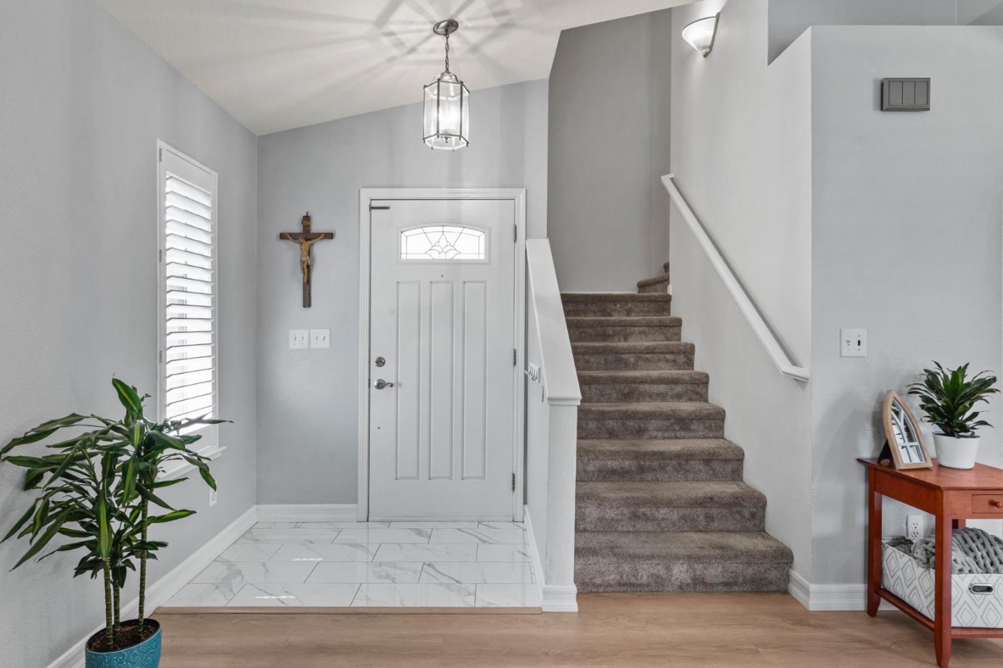 Detail Gallery Image 3 of 22 For 9280 Church St, Gilroy,  CA 95020 - 3 Beds | 2/1 Baths